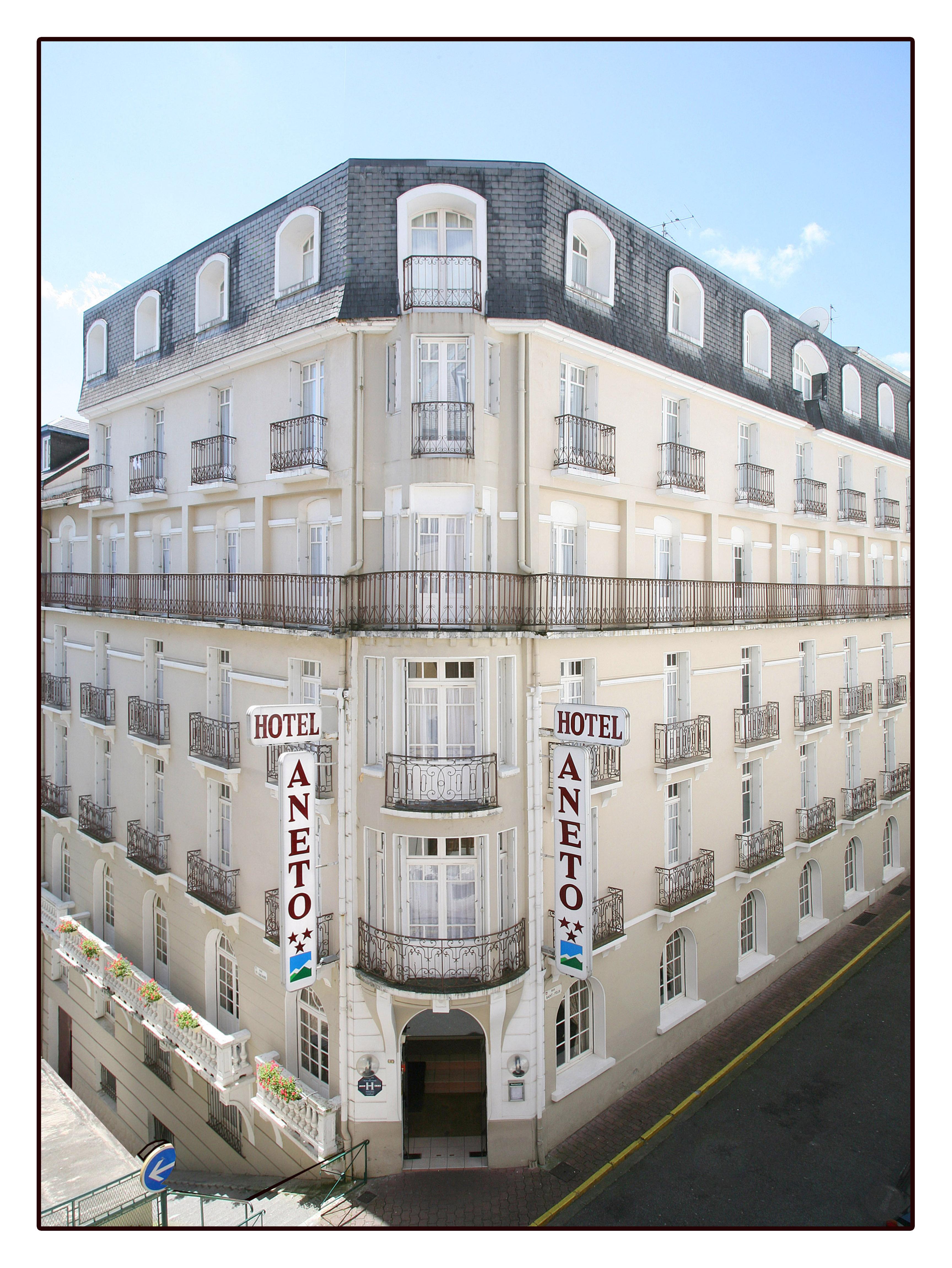 Hotel Aneto Lurdy Exteriér fotografie